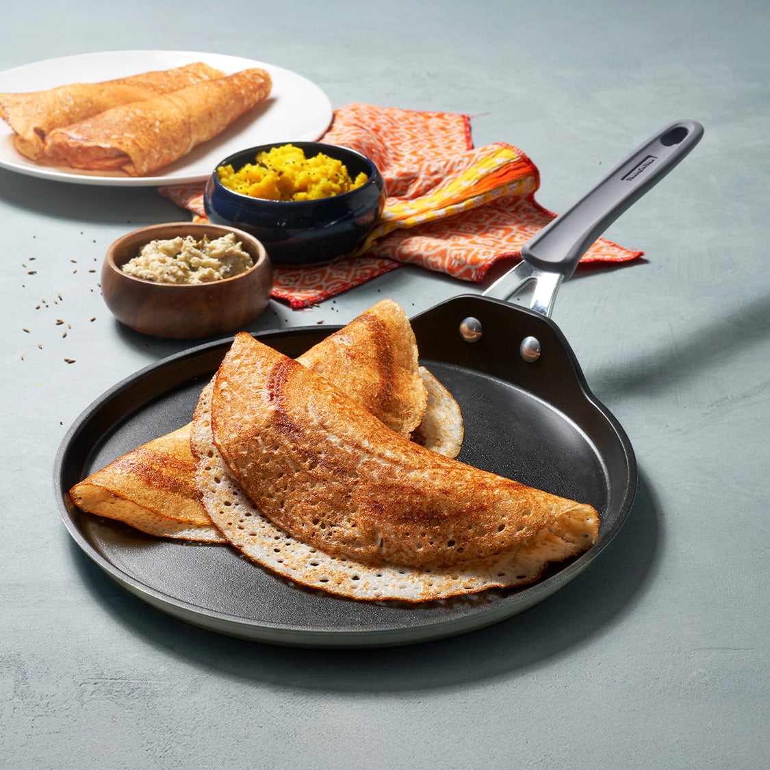 Velo Forged Dosa Tawa 28 cm - Sand - Tramontina India