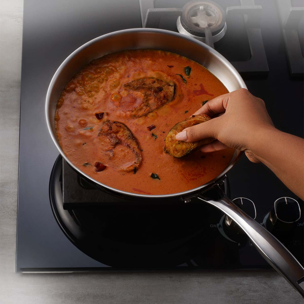 Aeion 20cm Stainless Steel Tri-Ply Fry Pan with SS Lid - Tramontina India