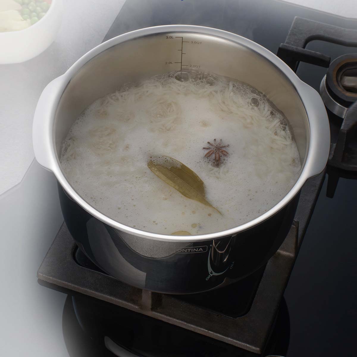 Aeion 28cm Stainless Steel Tri-Ply Tope with SS Lid - 8.7L - Tramontina India