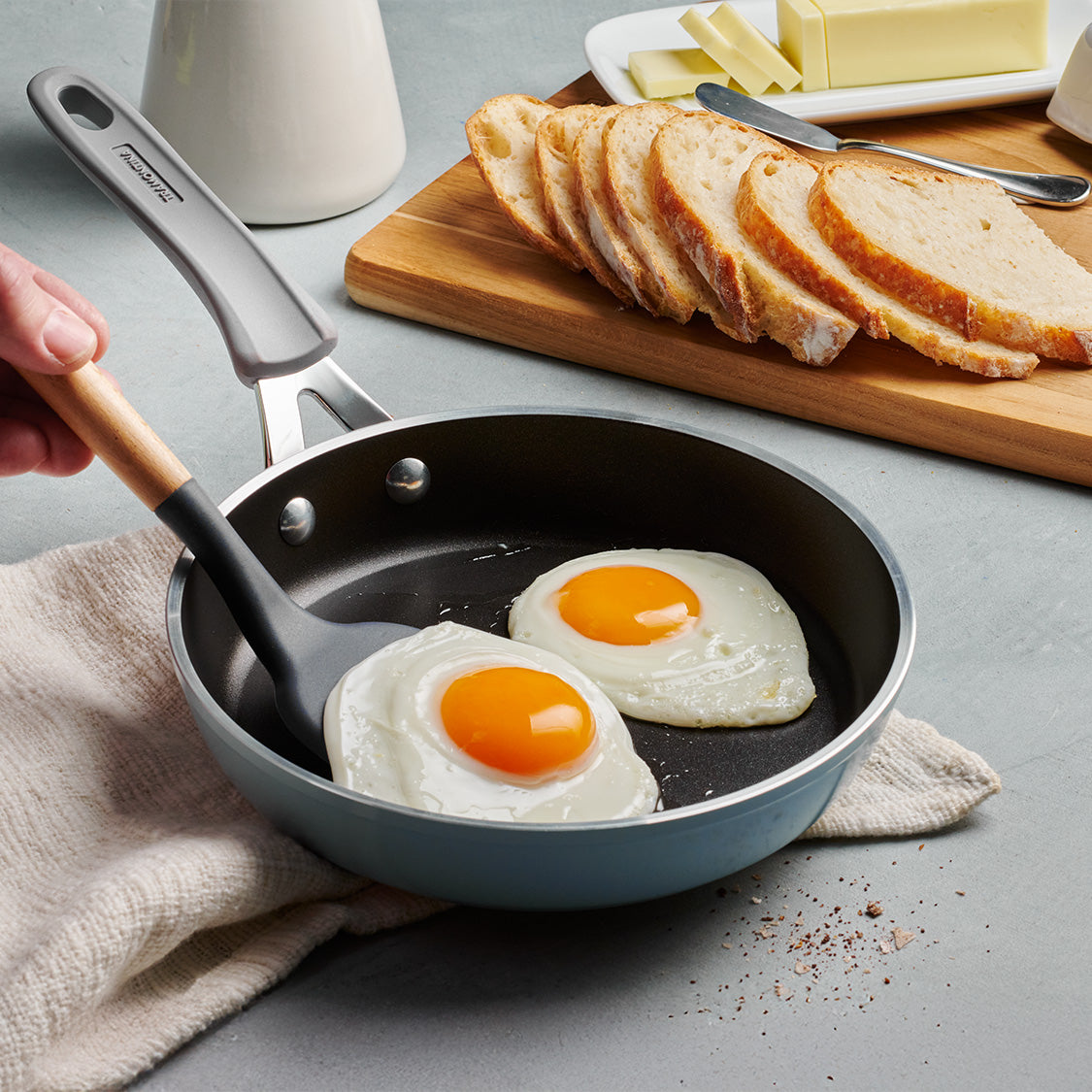 Tramontina Velo Forged Fry Pan 20 cm - Sea