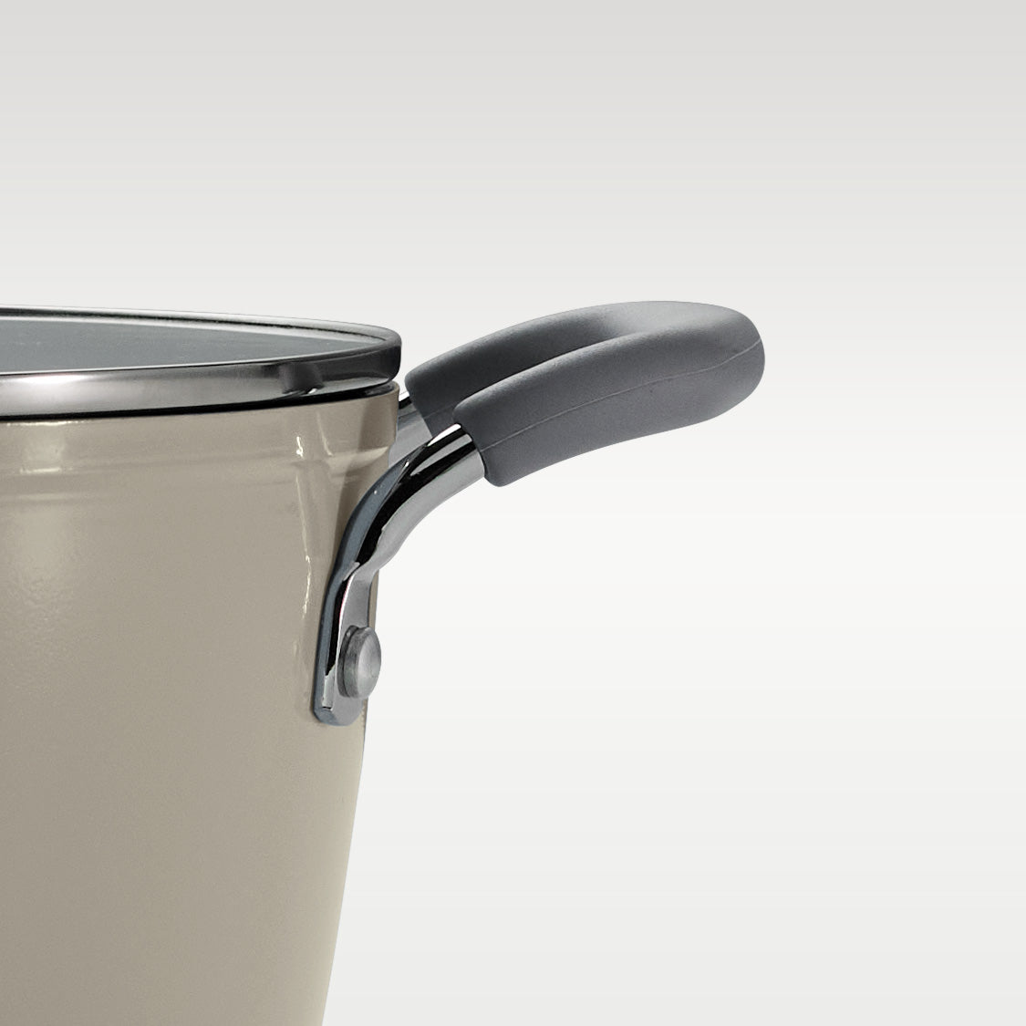 Velo Forged Casserole 24 cm - Sand - Tramontina India